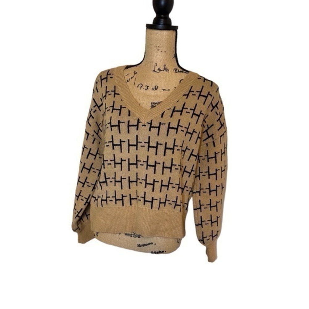 SHEIN Essnce Allover Pattern Drop Shoulder Sweater Size M